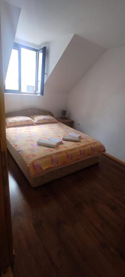 Apartment And Rooms D&J Zabljak  Phòng bức ảnh