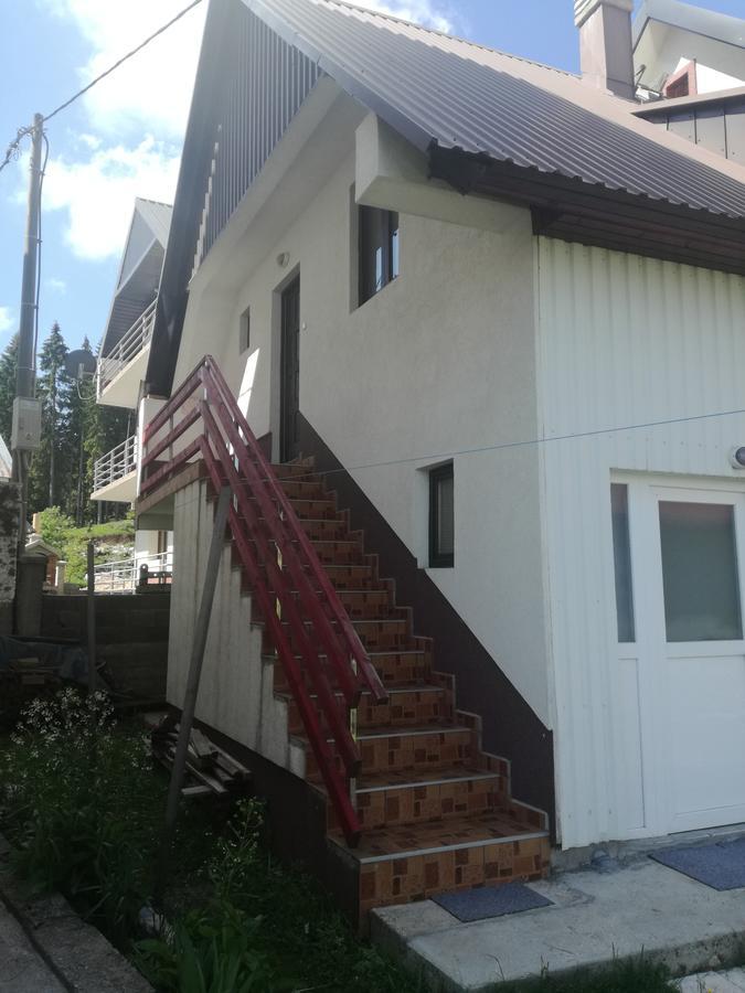 Apartment And Rooms D&J Zabljak  Ngoại thất bức ảnh